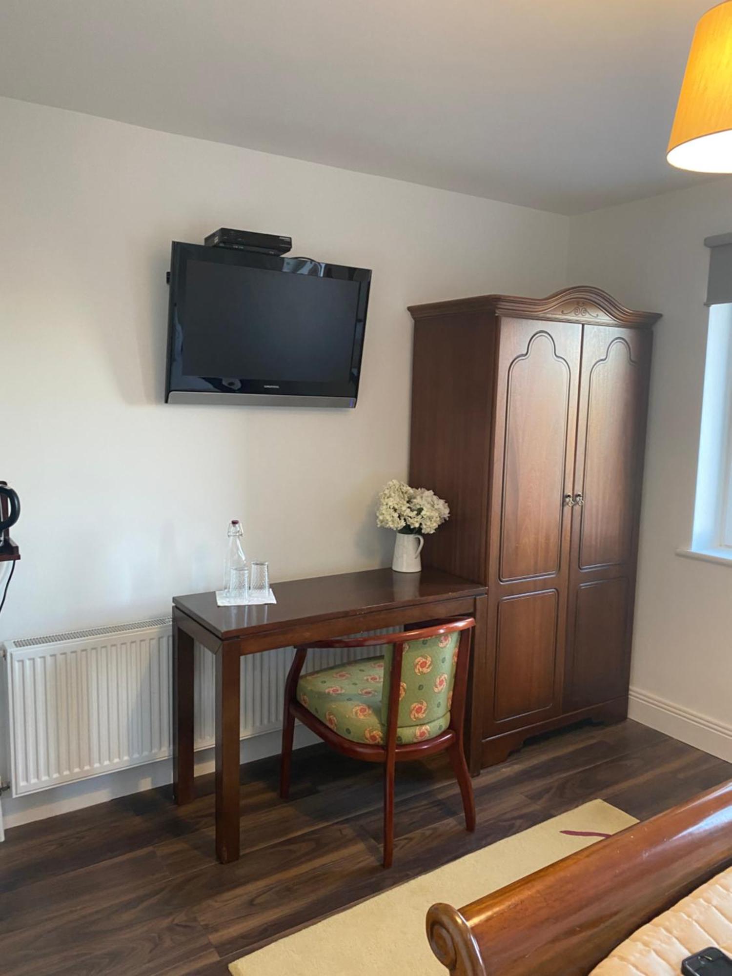 Ashlee Lodge, Shanagarry P25K6R6 Near Ballymaloe House & Garryvoe Hotel Extérieur photo